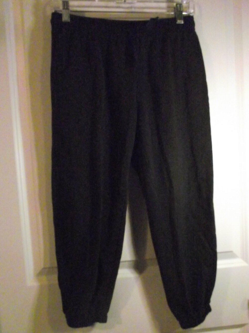 BOYS L (10-12) HUSKY athletic works BLACK JOGGING PANTS